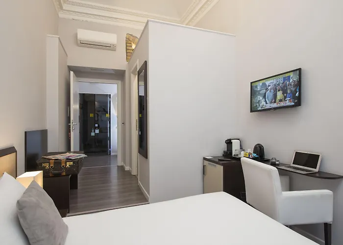 Arenula 4*
